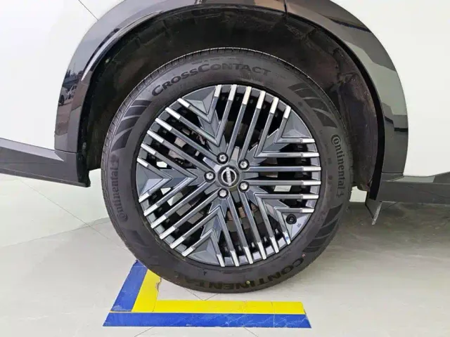 Nissan Terra — Фото автомобиля 6