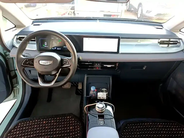 Geely Geometry E Firefly — Фото автомобиля 9