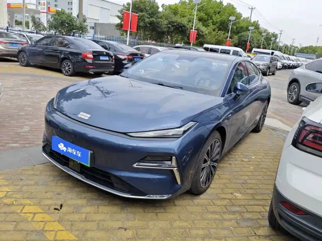Фотография автомобиля — Geely Galaxy Xingyao 8