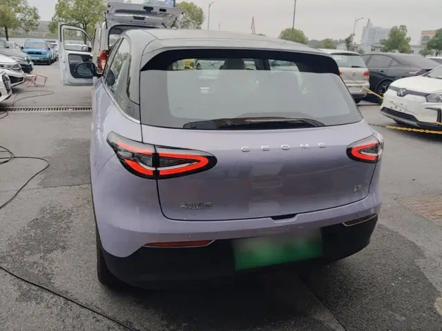 Geely Starry Wish — Фото автомобиля 5