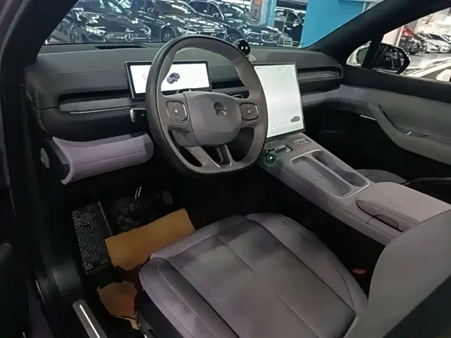 Nio EC6 — Фото автомобиля 9