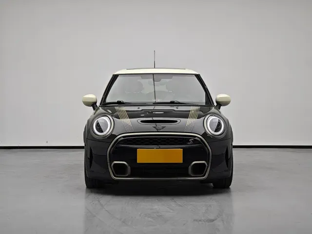 MINI Hatch — Фото автомобиля 2