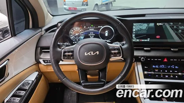 Kia Carnival Generation 4 — Фото автомобиля 13