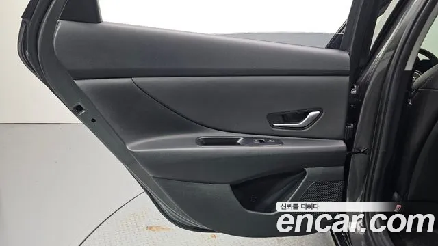 Hyundai AVANTE Avante (CN7) — Фото автомобиля 24