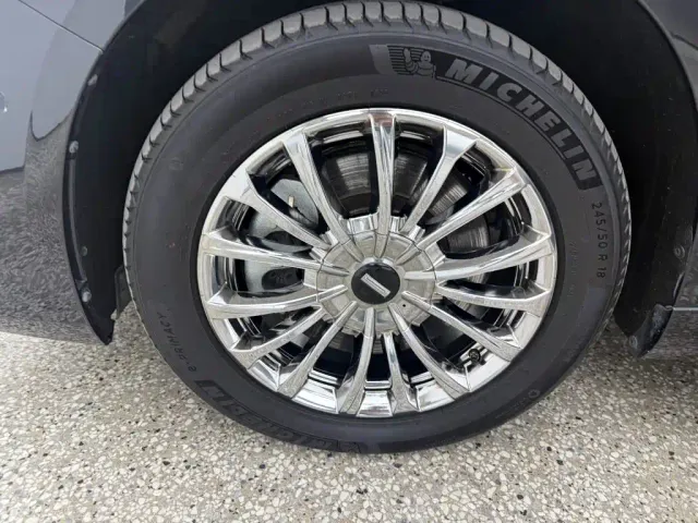 Wey Alpine — Фото автомобиля 12