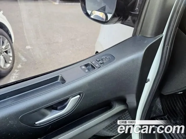 Hyundai Staria Staria Tourer 9 мест — Фото автомобиля 15