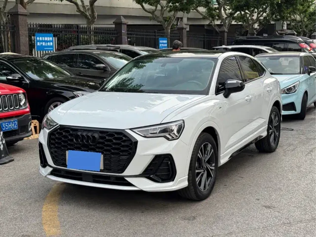 Audi Q3 Sportback — Фото автомобиля 2