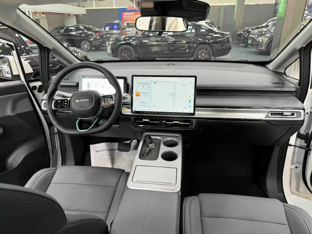 GAC Aion Y — Фото автомобиля 9