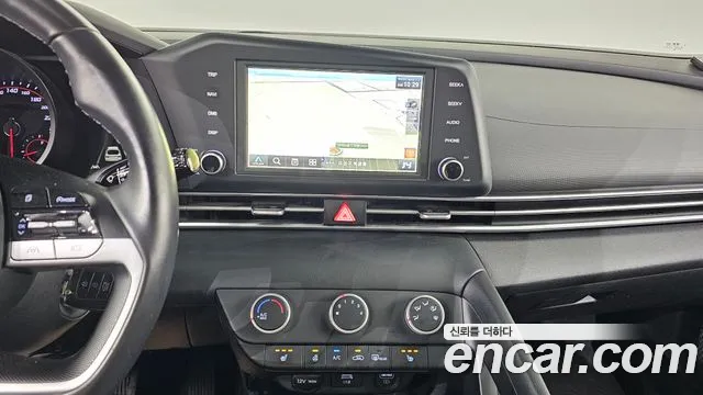 Hyundai AVANTE Avante (CN7) 1.6 LPi (Для проката) — Фото автомобиля 15