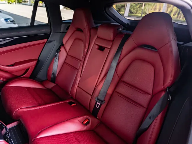 Porsche Panamera — Фото автомобиля 18
