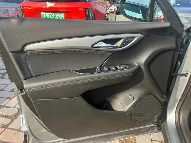 Buick Envision S — Фото автомобиля 8