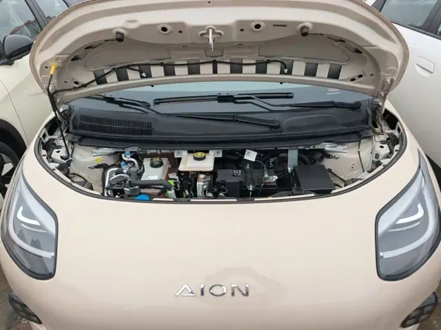 GAC Aion UT — Фото автомобиля 19