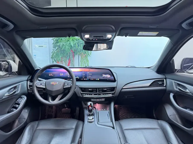 Cadillac CT5 — Фото автомобиля 4