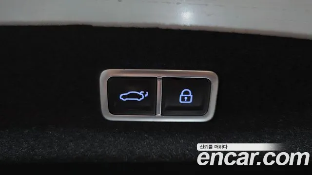 Genesis G90 Бензин 3.5 турбо AWD — Фото автомобиля 29