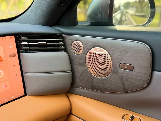 IM Motors LS8 — Фото автомобиля 10