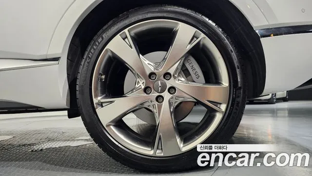 Genesis GV80 2.5T Бензин AWD — Фото автомобиля 19