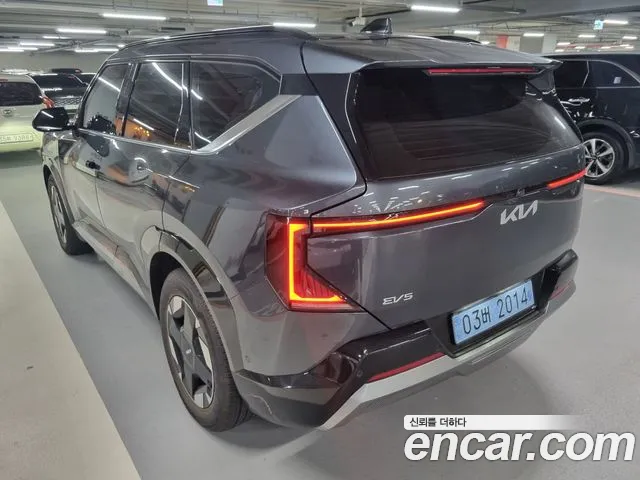 Kia EV5 — Фото автомобиля 3