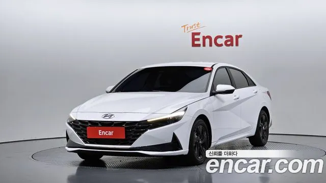 Фотография автомобиля — Hyundai Avante CN7