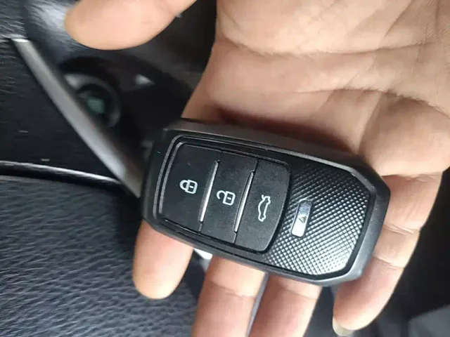 Toyota Vios — Фото автомобиля 8
