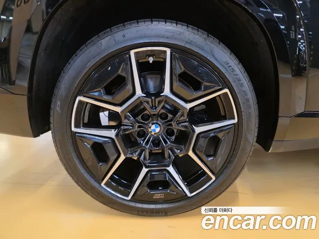 BMW XM G09 — Фото автомобиля 5