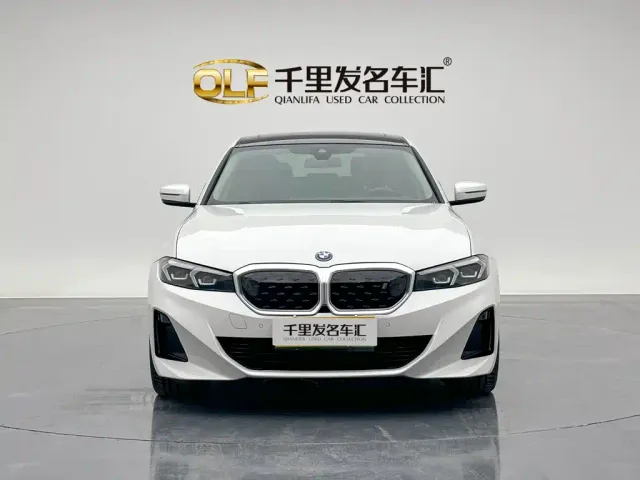 BMW i3 — Фото автомобиля 2