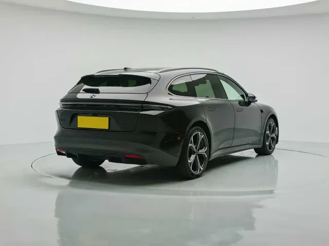 Nio ET5 Touring — Фото автомобиля 3