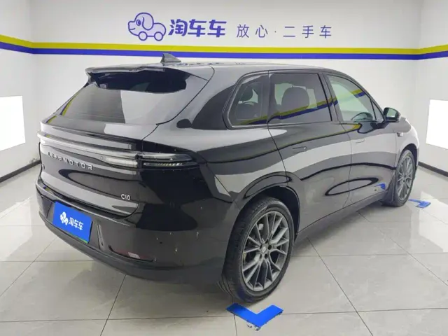 Leapmotor C10 — Фото автомобиля 3