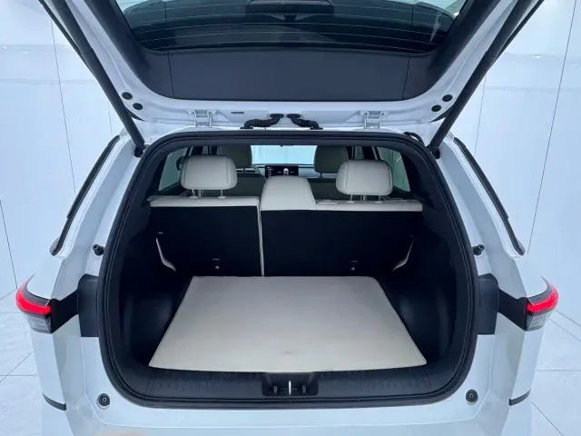 Toyota BoZhi 3X — Фото автомобиля 11