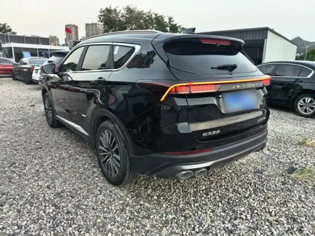Jetour X70 Plus — Фото автомобиля 4