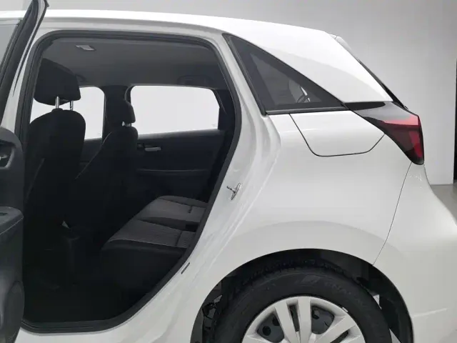 Honda Fit — Фото автомобиля 15
