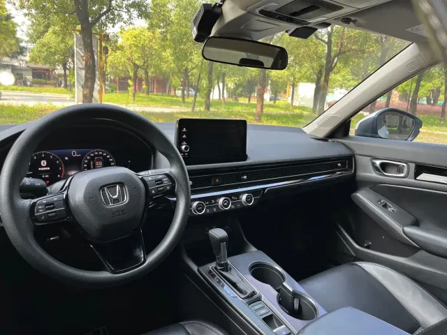 Honda Civic — Фото автомобиля 10