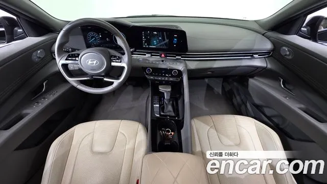 Hyundai Avante CN7 — Фото автомобиля 10