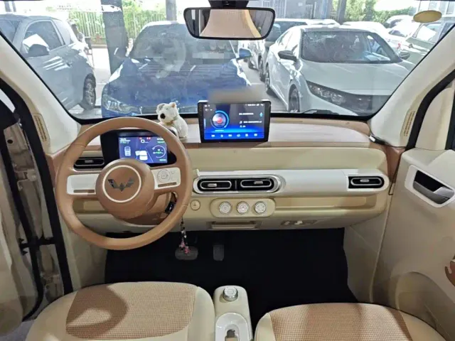 Wuling Hongguang Mini EV — Фото автомобиля 9