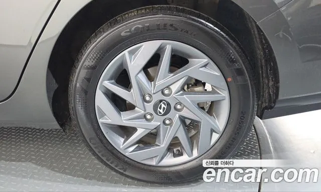 Hyundai Avante CN7 — Фото автомобиля 6