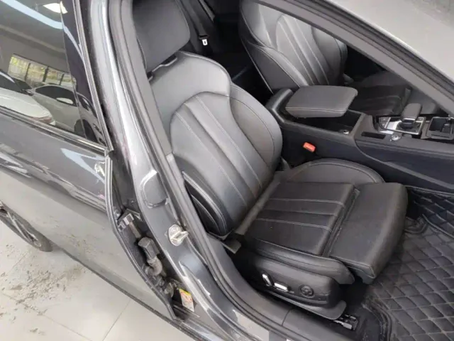 Audi A4L — Фото автомобиля 24