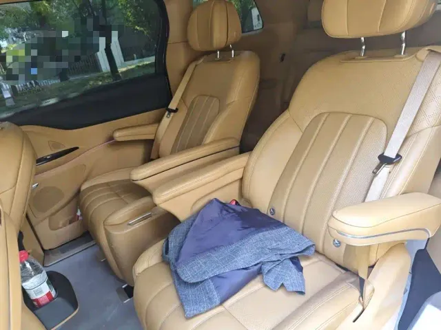 Voyah Auto Voyah Dreamer 2022 Low Carbon Edition Home — Фото автомобиля 13