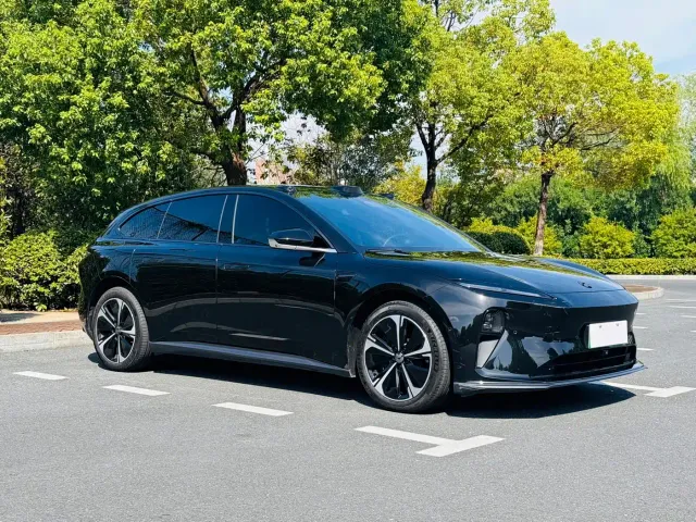 Nio ET5 Touring — Фото автомобиля 3