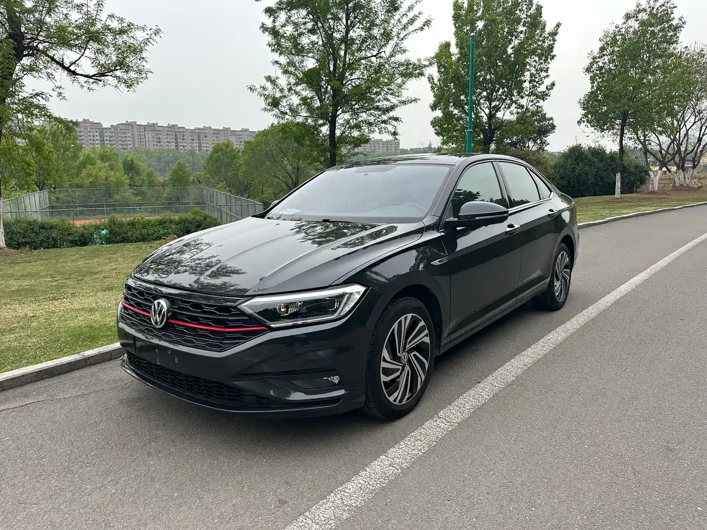Фотография автомобиля — Volkswagen Sagitar
