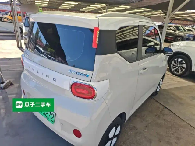Wuling Hongguang Mini EV — Фото автомобиля 6