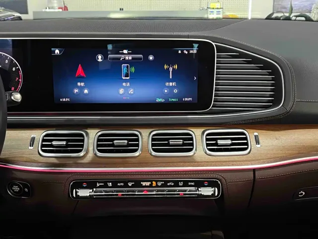 Mercedes-Benz GLE-Class — Фото автомобиля 17