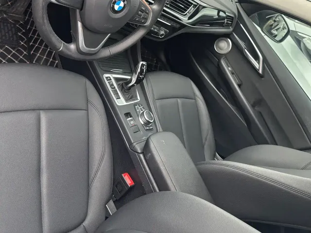 BMW 1 Series — Фото автомобиля 4