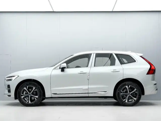 Volvo XC60 — Фото автомобиля 3