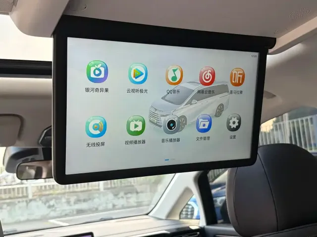 GAC Trumpchi Trumpchi E8 NEV 2024 150km Soaring Dragon Starlight+ — Фото автомобиля 18