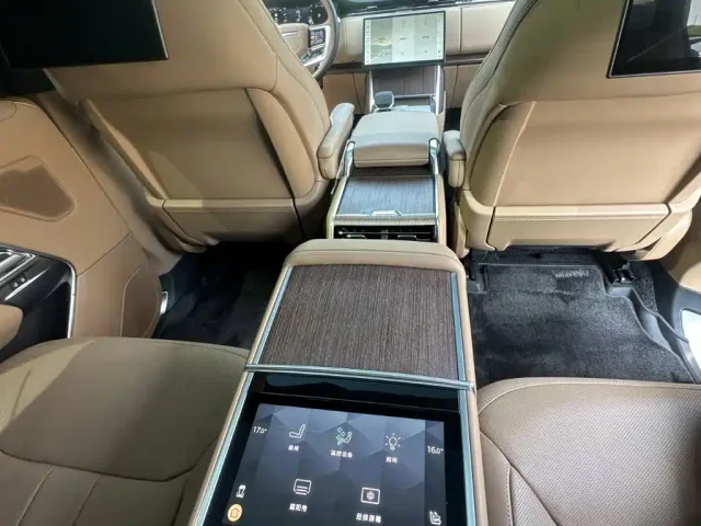 Land Rover Range Rover — Фото автомобиля 18