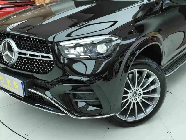 Mercedes-Benz GLE-Class — Фото автомобиля 19