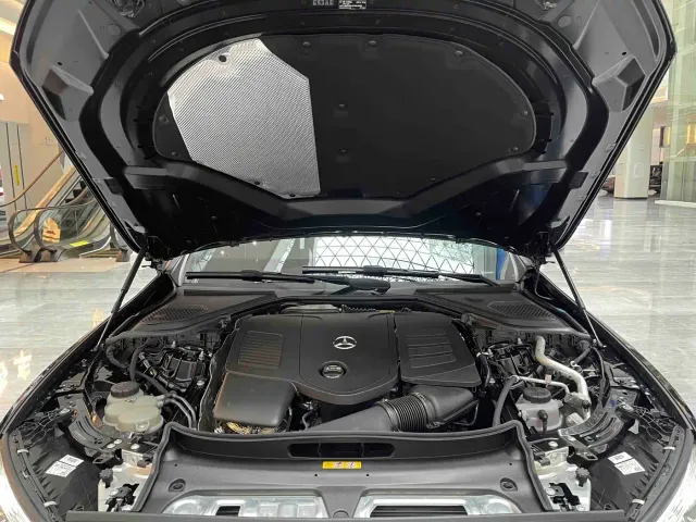 Mercedes-Benz E-Class — Фото автомобиля 14