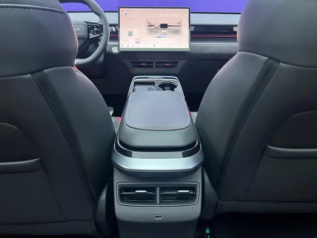 Jetour Dasheng i-DM — Фото автомобиля 13