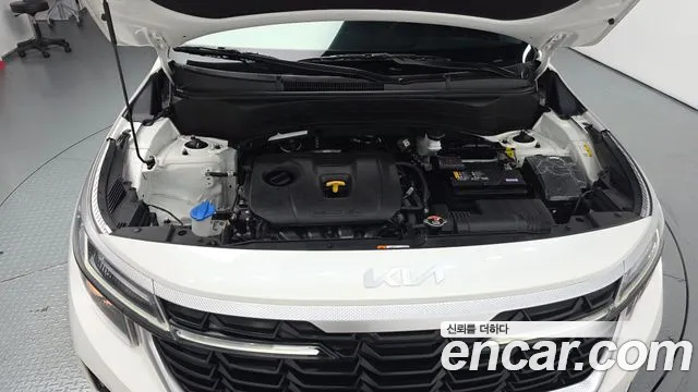 Kia Seltos Новый Seltos Бензин 2.0 2WD — Фото автомобиля 6