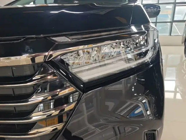 Honda Odyssey — Фото автомобиля 23