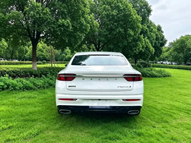 Geely Xingrui — Фото автомобиля 9